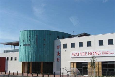 Wai Yee Hong .